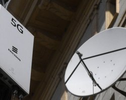 Россия без мобильной связи: поставщик оборудования Ericsson приостанавливает работу