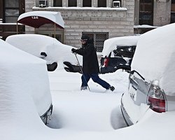 Румыния страдает от урагана и снегопадов
