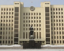  Беларусь сохранит запрет на выдачу населению кредитов в валюте