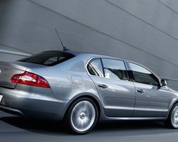 Администрация Януковича, пересев на Шкоды, сэкономит 2 млн. грн