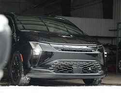 Самое популярное семейное авто в мире обновят: первые официальные фото и подробности