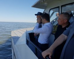 Зеленский приехал на учения морской охраны в Азовском море