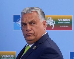 "Мы очень страдаем": Орбан назвал Украину "серьезной проблемой" для ЕС