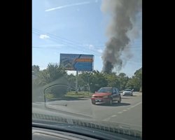 Вибухи в Криму: "влада" повідомила про удари БПЛА по аеродрому і нафтобазі (відео)