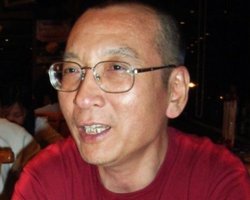 Европа требует освободить лауреата Нобелевской премии мира