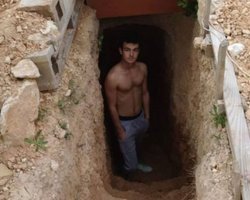 Подросток выкопал самодельный бункер после ссоры с родителями (фото)