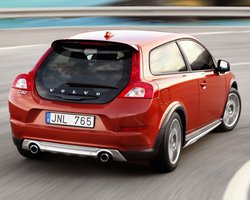 Volvo C30 станет кроссовером через два года
