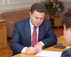 Виктор Бондарь подал документы в Центризбирком