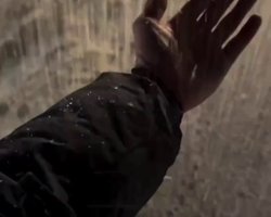 Вода замерзала в повітрі: як рятувальники гасили пожежу після прильоту "Шахеда" в Києві у -20