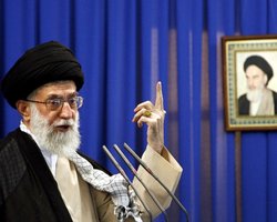 "Битва начинается": лидер Ирана Хаменеи отверг призывы Трампа к капитуляции