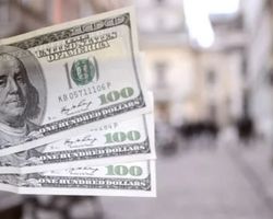 Що буде з курсом долара і євро в Україні: прогноз експертів