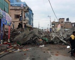 Число жертв землетрясений в Непале превысило 8,5 тыс. человек