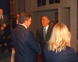 Посольство США не сообщало СМИ, о чем говорили Янукович и Обама