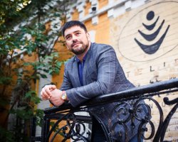 "Слугу" Трубицына поймали на взятке: ВАКС избрал меру пресечения сообщнику депутата