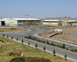 Спутник показал попадание по ядерному объекту Натанз Ирана: достали ли до центрифуг (фото)