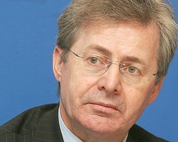 Любое решение КС по коалиции устроит Януковича, – эксперт