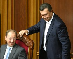 Яценюк требовал от Януковича слишком много,- перебежчик