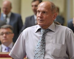 Кендзер хочет применить силу к Табачнику 