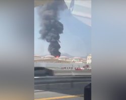 Иран ударил дронами по нефтяной инфраструктуре порта Фуджейры в ОАЭ (видео)