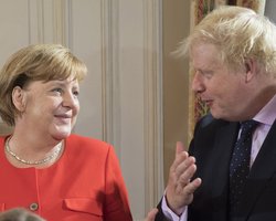 После телефонного разговора Джонсона и Меркель сделка по Brexit невозможна,  – ВВС