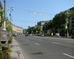 Водителей в центр Киева будут пускать по специальным пропускам