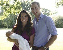 В Британии представлены первые официальные фото принца Джорджа