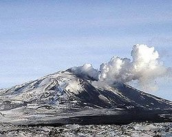 Вулкан в Исландии активизировался с новой силой