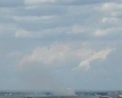 "Вилітали прямо з фур": в мережі з'явилися кадри ураження дронами аеродромів РФ (відео)