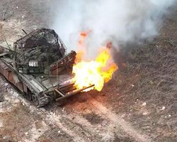 "Т-80 остановили 9 мин": РФ потратила 300 единиц техники на захват одного города, — Forbes