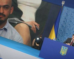 Личные вопросы Януковичу были неуместными, - депутат-регионал