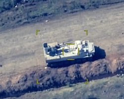 Азербайджан показал, как разбомбил бронетехнику Армении, заявив, что та нарушила перемирие