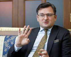 В тени Офиса президента: чем запомнился министр Кулеба и почему уходит в отставку