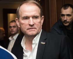 Медведук заявил, что убийство Захарченко сорвало обмен Сенцова