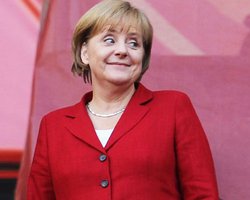 ЧМ-2010: Меркель предсказала победу немцев над испанцами