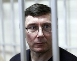 МИД считает, что решение Высшего спецсуда по Луценко не повлияет на евроинтеграцию. Эксперты говорят об обратном