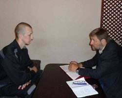 Матери Кольченко разрешили длительное свидание с сыном