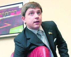 Олесь Довгий отменил раздачу земли и дал СБУ 5% 