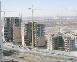 На столичной улице Княжий Затон вместо парка строят 10 высоток 