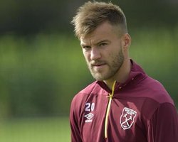 "Как можно называться мужчиной и стрелять в детей?": Ярмоленко — о россиянах