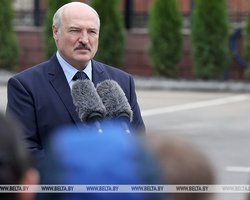 Лукашенко мягко угрожает Европе: во что вы превратитесь, если в Беларуси полыхнет?