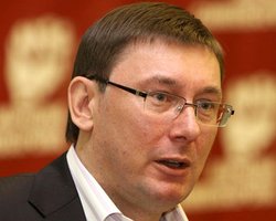 Луценко боится, что его теща может остаться без субсидии