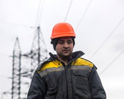 Відключення – по 12 годин на добу. Що сталось в енергетиці та коли українцям повернуть світло