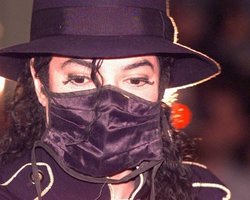 Организаторы концертов Джексона вернут деньги за билеты