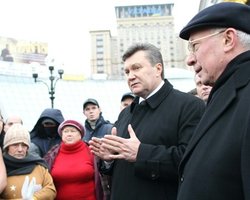 ГПУ оправдала охранников Азарова, сломавших камеру журналисту