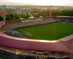 Посол Израиля в Украине осудил присвоение стадиону в Тернополе имени Шухевича (фото)