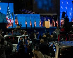 Байден вырывается вперед в гонке на президентских выборах в США