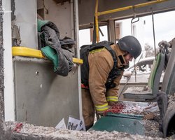 13-річний герой: хлопчик врятував пасажирів автобуса після удару РФ по Сумах (відео)