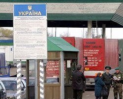 На границе из-за гриппа стало пусто