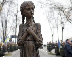 В Украине отмечается День памяти жертв Голодомора