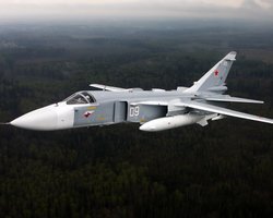 Российский бомбардировщик Су-24М сбросил авиабомбы рядом с эсминцем НАТО: детали ЧП в Черном море